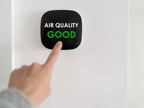 A meter that reads good indoor air quality